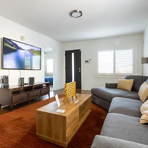 https://entire-home-2-bed-1-bath.topanaheimhotels.com